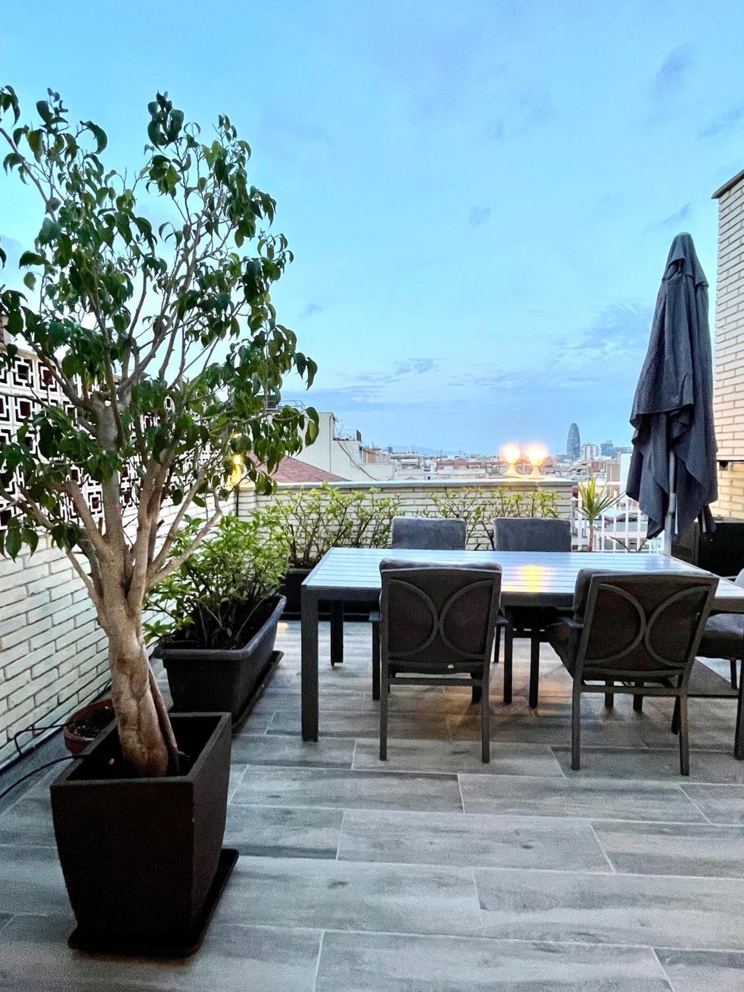 Apartment Spacious Penthouse With Big Private Terrace & View Barcelona