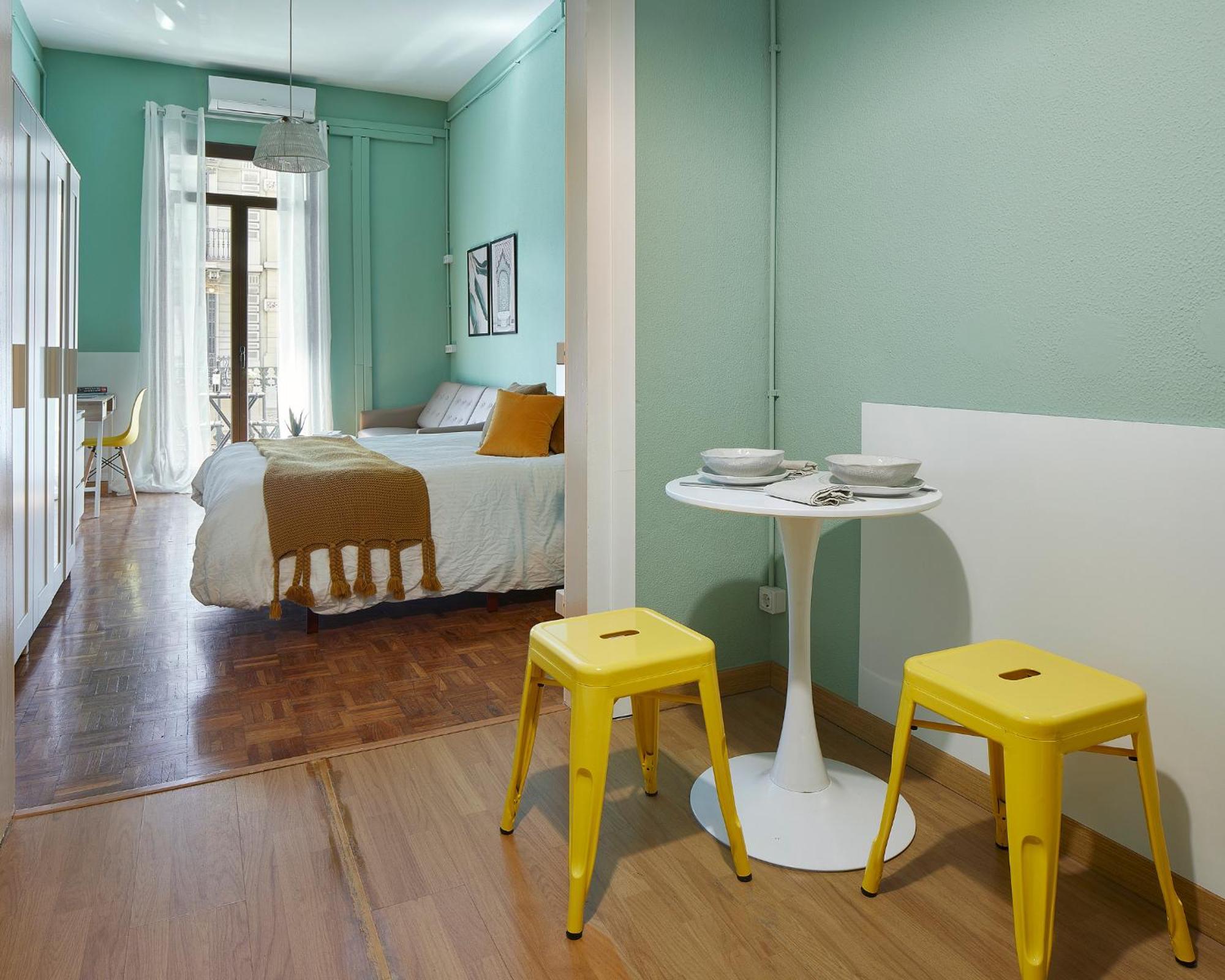 Acomodação com café da manhã  Balmes 16