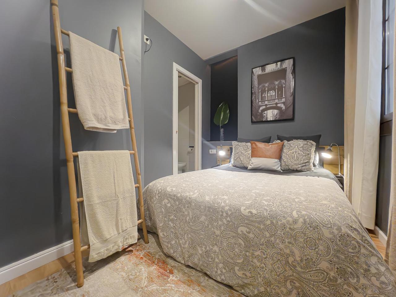 Apartment Cozy In The Gothic Quarter Of Barcelona