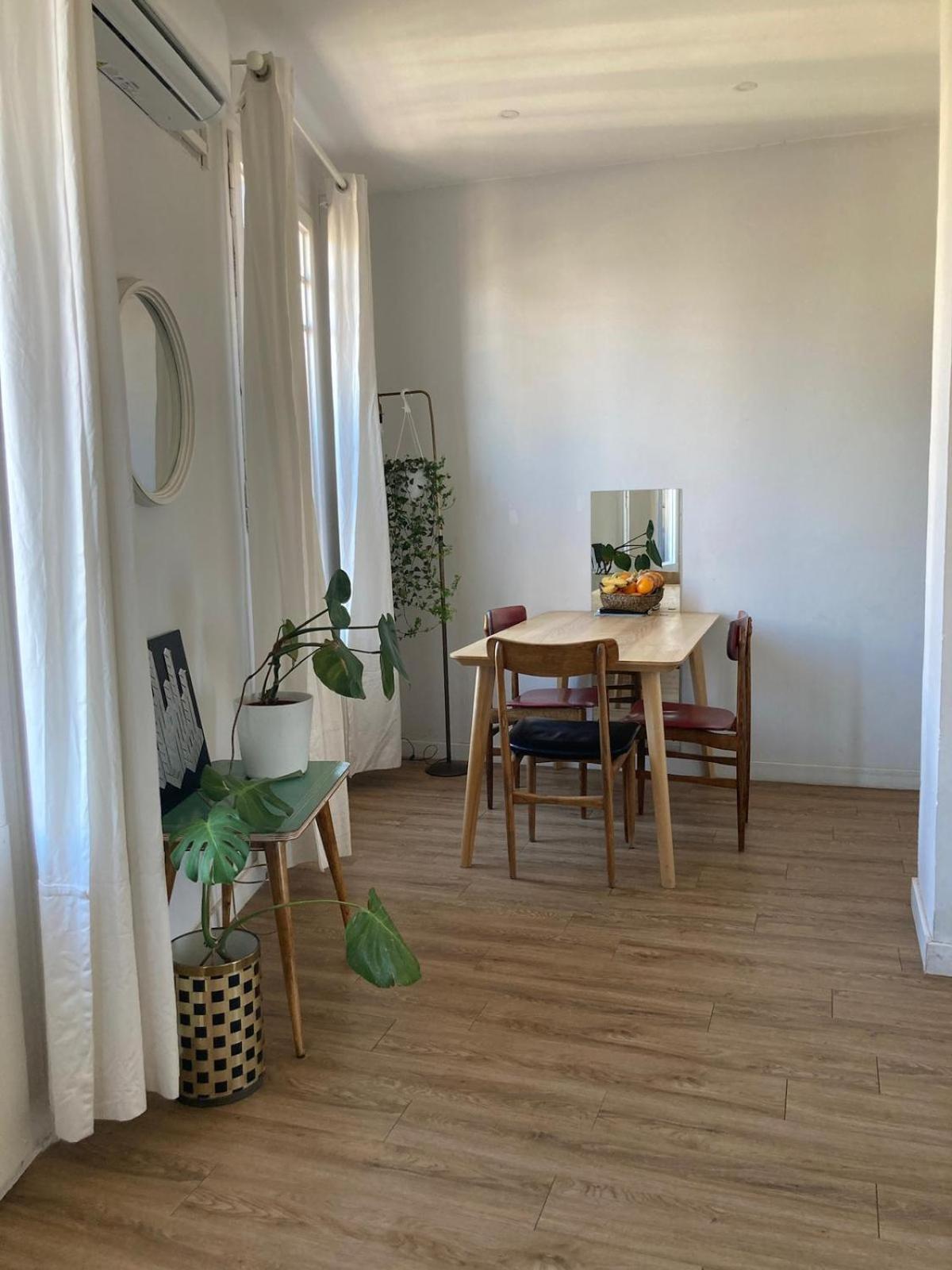 Soleado Piso En Poblenou Apartment Barcelona