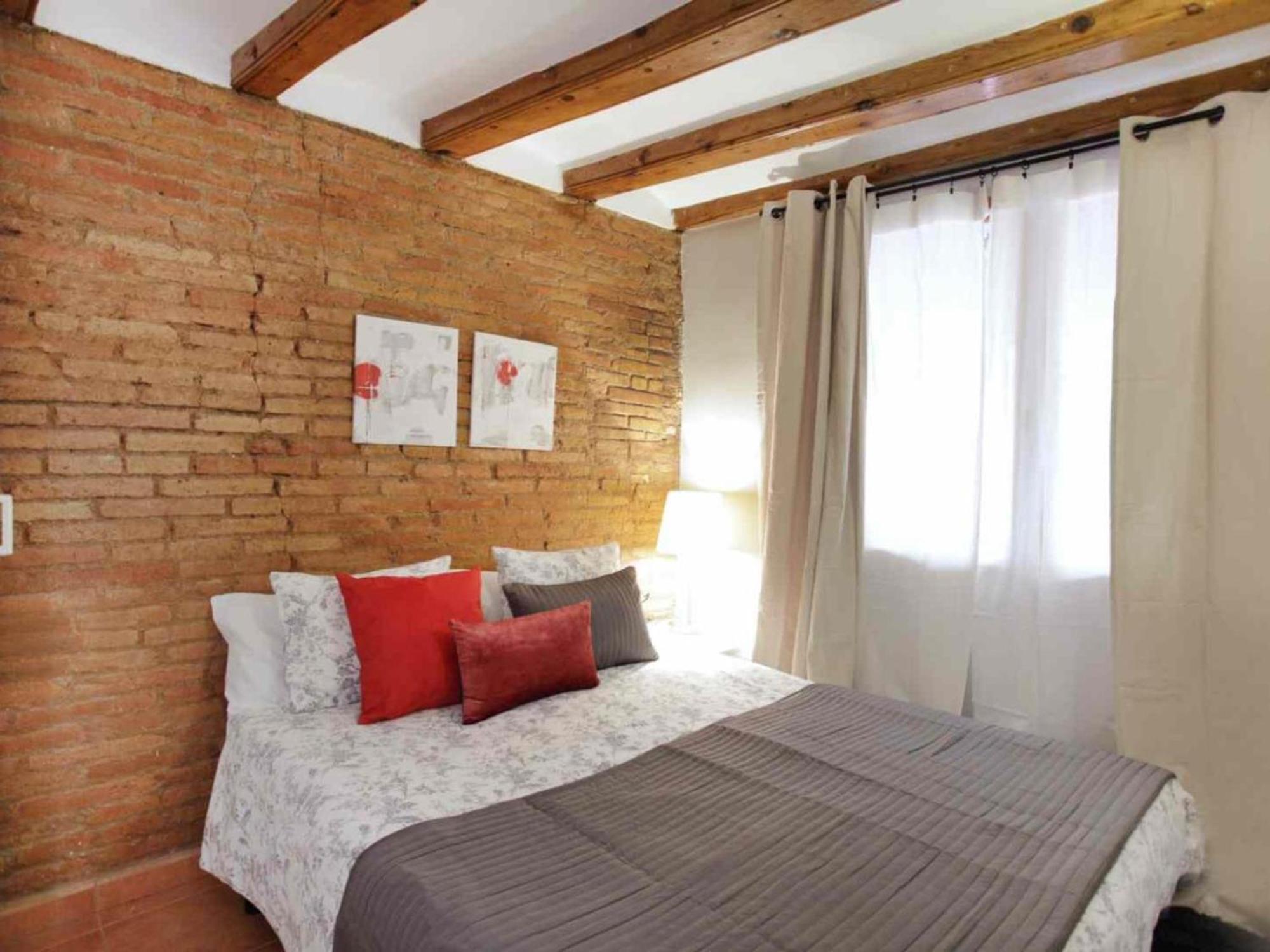 Centrico En Edificio Historico Con Encanto Familias, Hasta 5 Personas - Es-341-1 Apartamento Barcelona