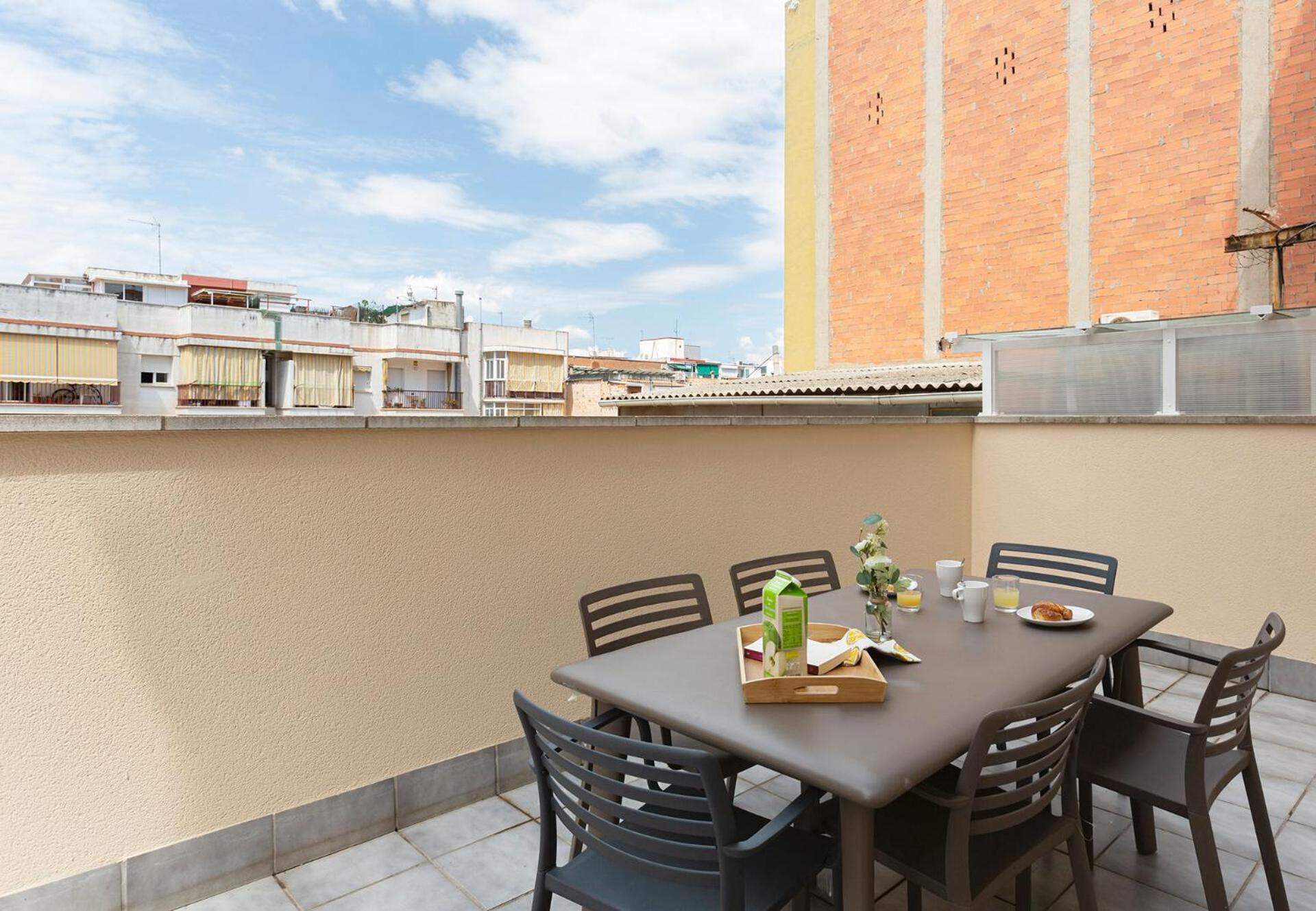 4235 - Ab Santa Coloma Iii Apartment Barcelona