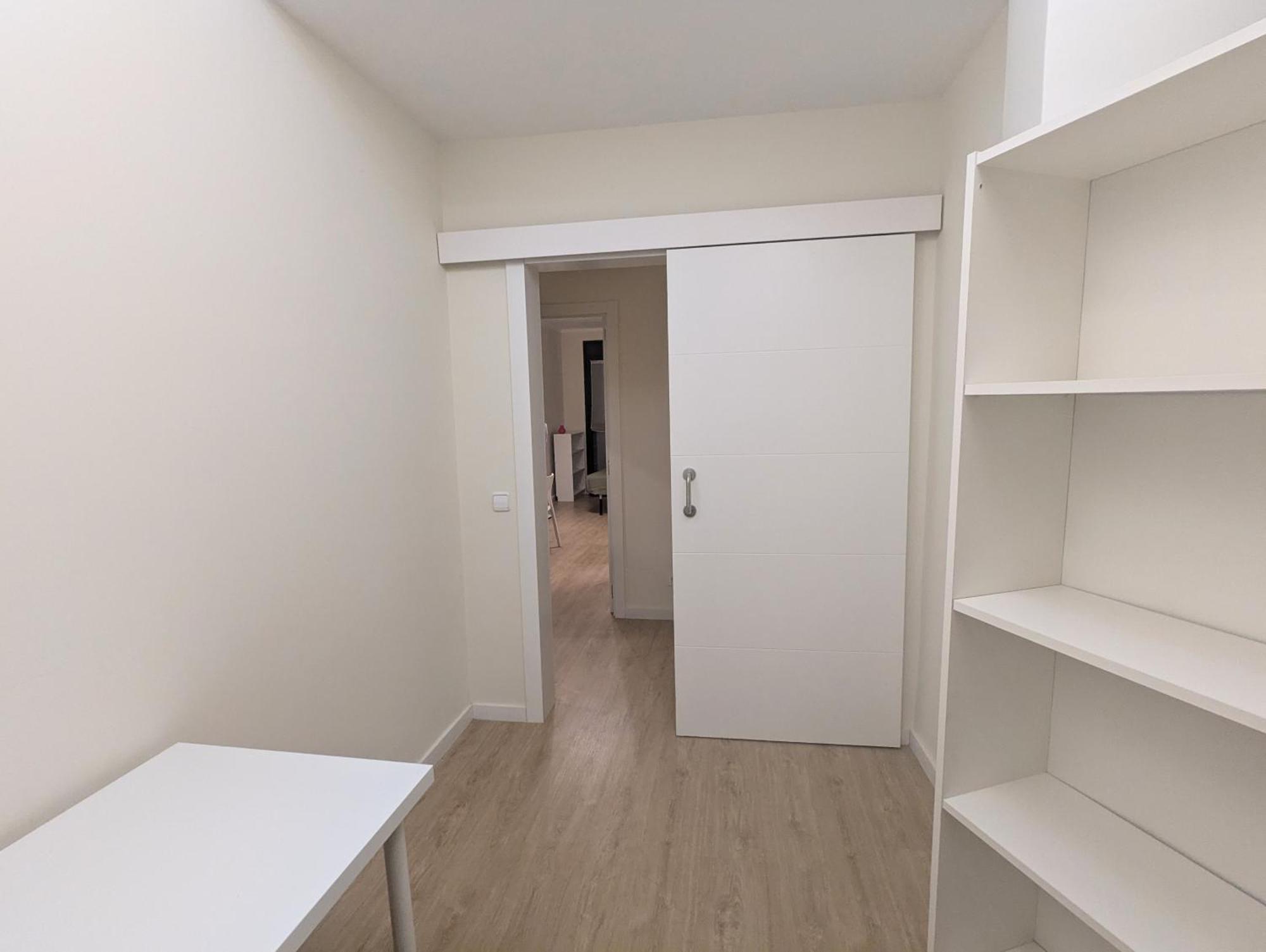 Gracia Parkside Flat - Only For Of Than 32 Nights Apartment
