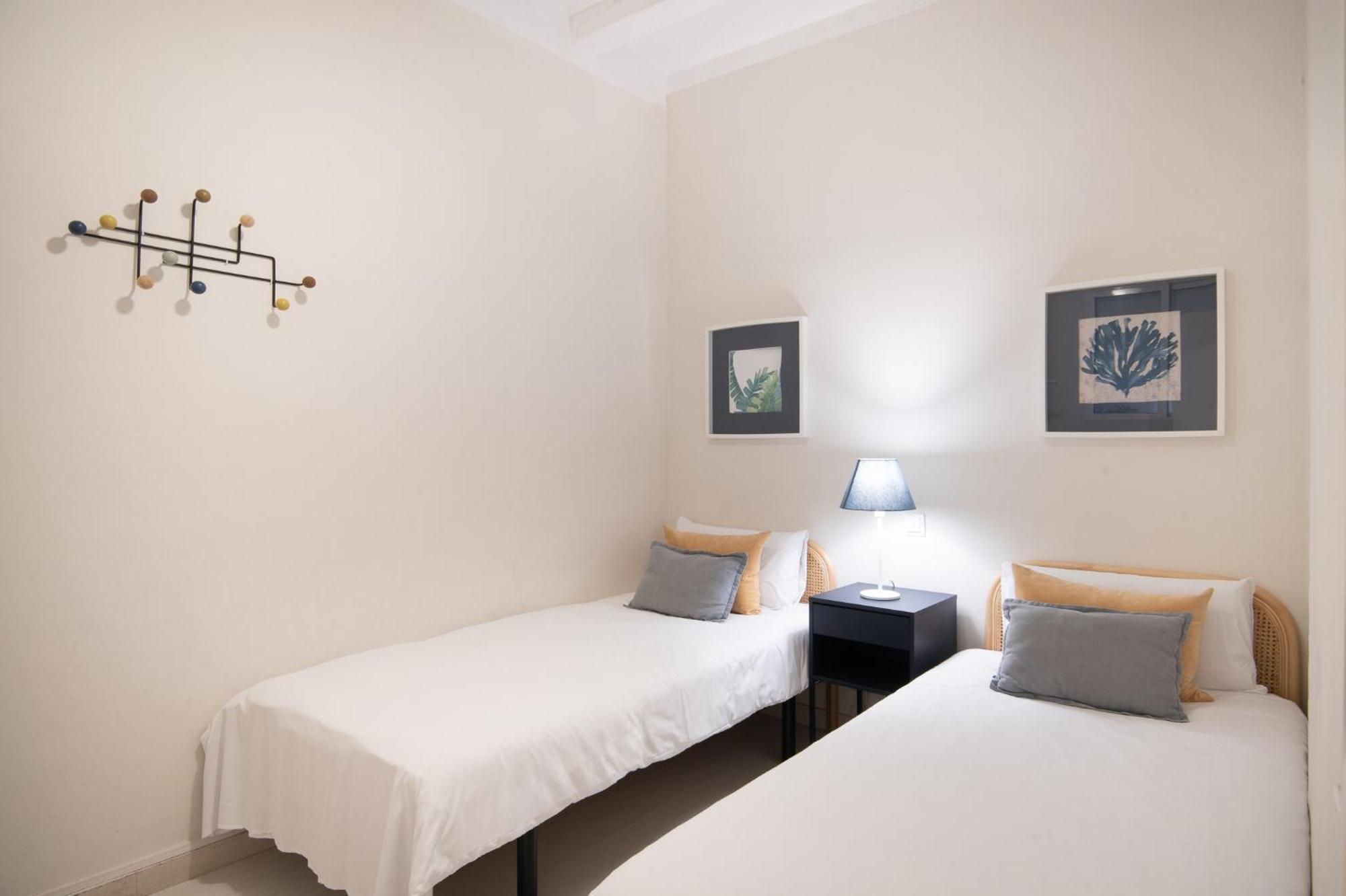 Cozy In The Heart Of Gracia Apartment Barcelona