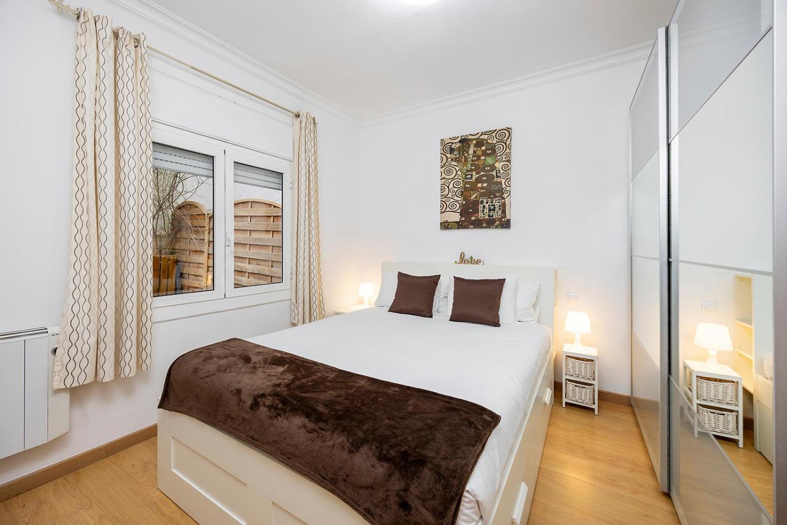 Cozy Terrace In Eixample Apartamento *