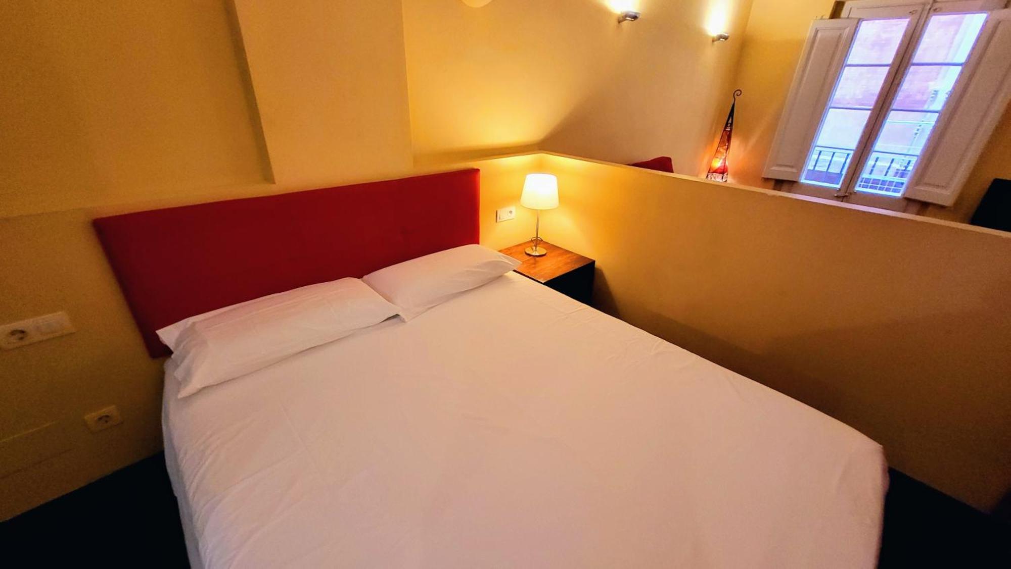 Ramblas Plaza Catalunya -wi-fi 300 Mbps Apartamento