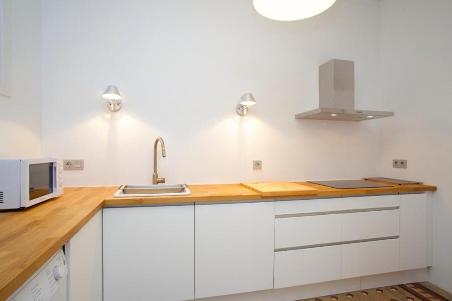Barcelonaforrent The Claris Suites I *