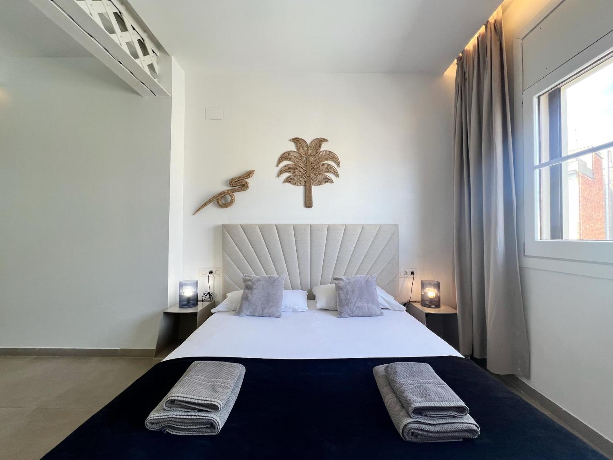 Plaza Cataluna Penthouse * Barcelona