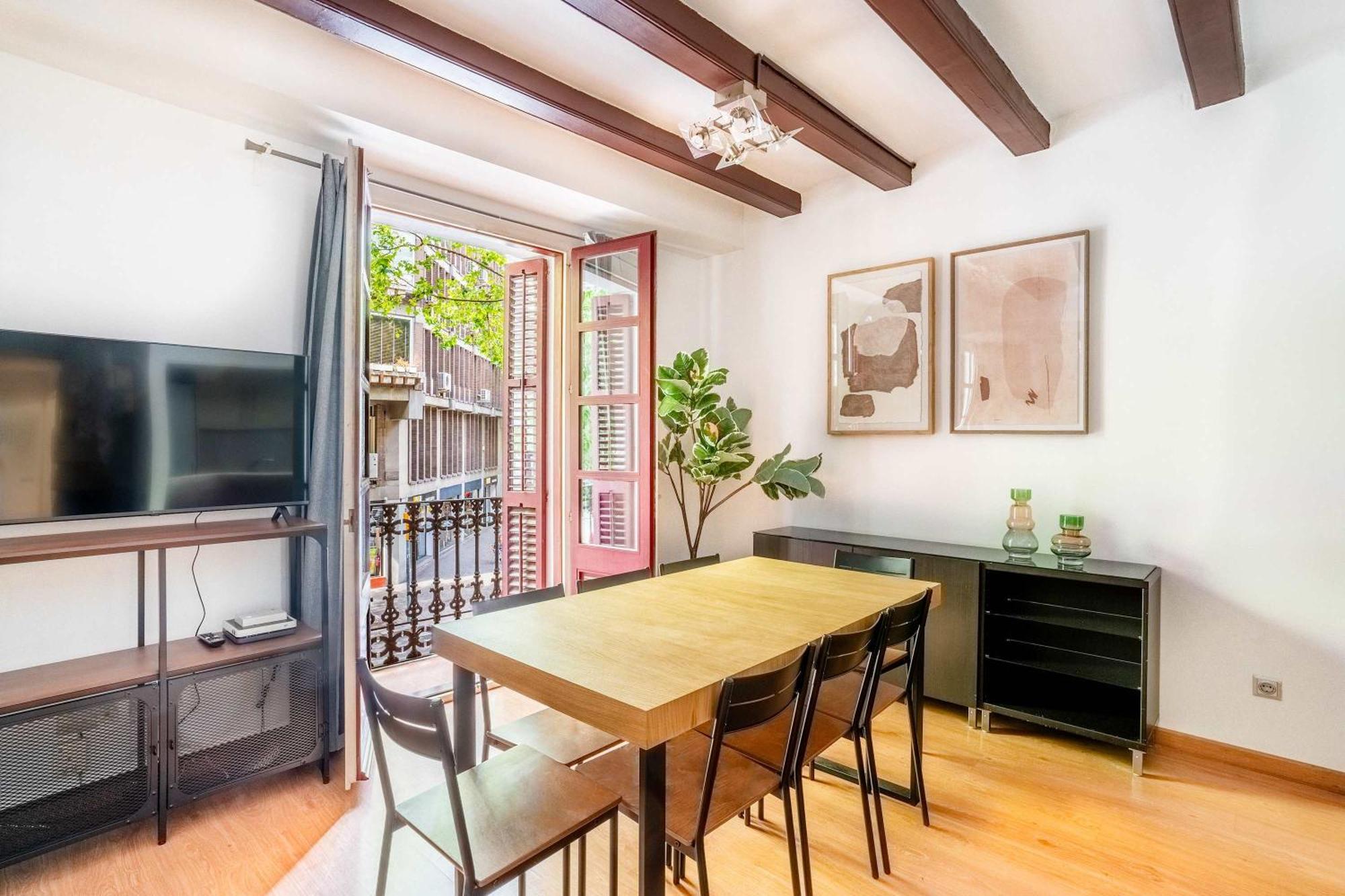 Pl Universitat Comfortable 3bd With Private Patio Apartamento Barcelona
