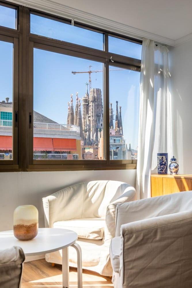 Sagrada Familia Views, Big And Bright Apartment *