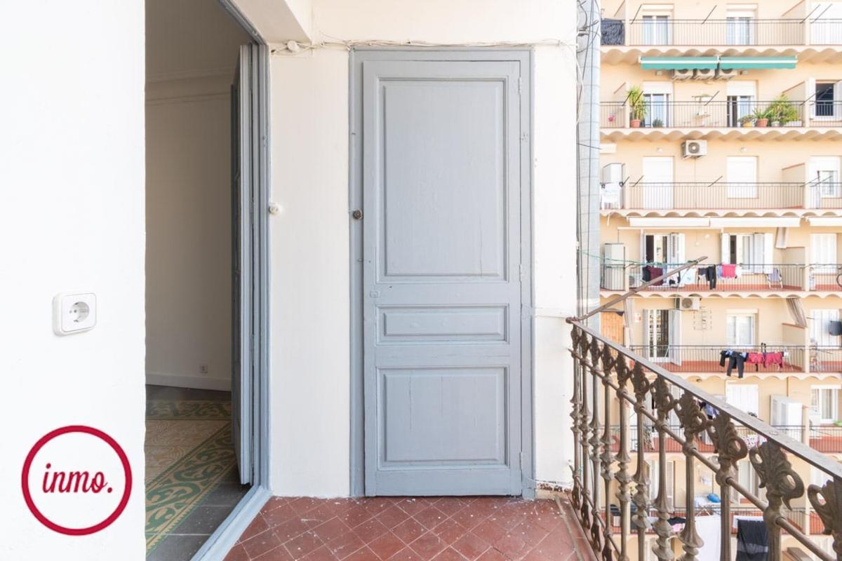 - Eixample 4b Apartamento