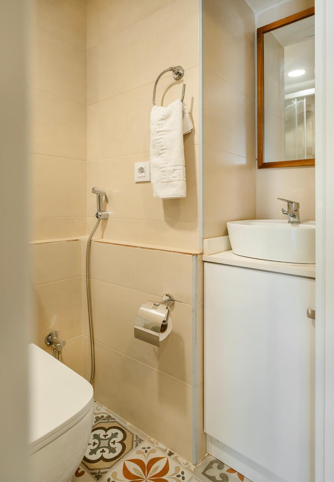 Apartment Historic Gem 3br By Boqueria *