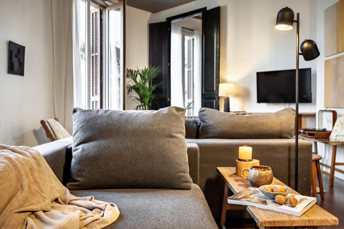 Apartment Depok - 2 Bedrooms And Balcony In Eixample Dreta