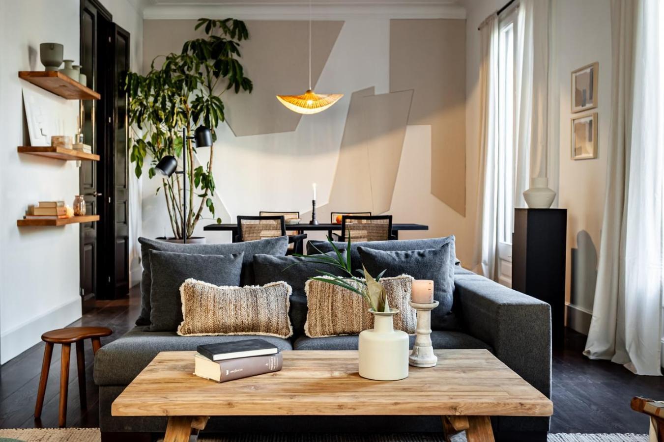 Depok - 2 Bedrooms And Balcony In Eixample Dreta Apartment *