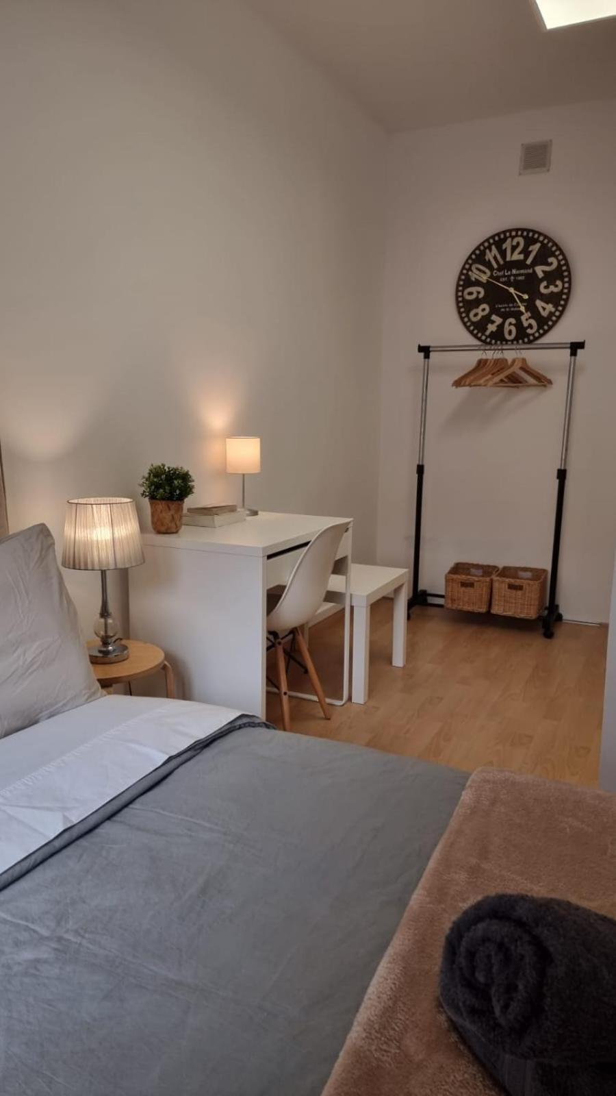 Gasthof Double Private Center Aragon Street