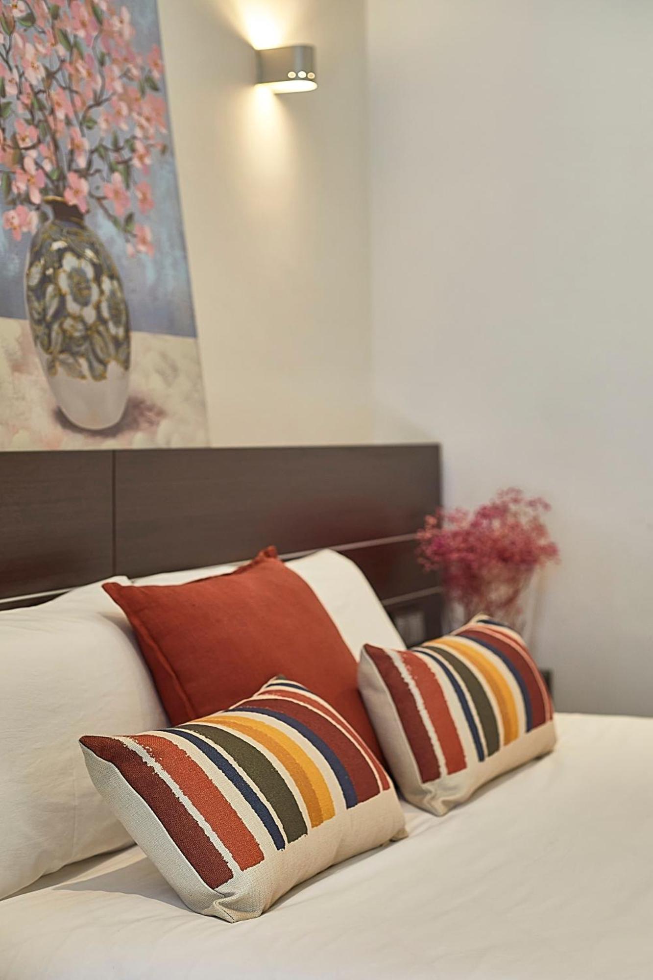 Bbarcelona Brusi Flat