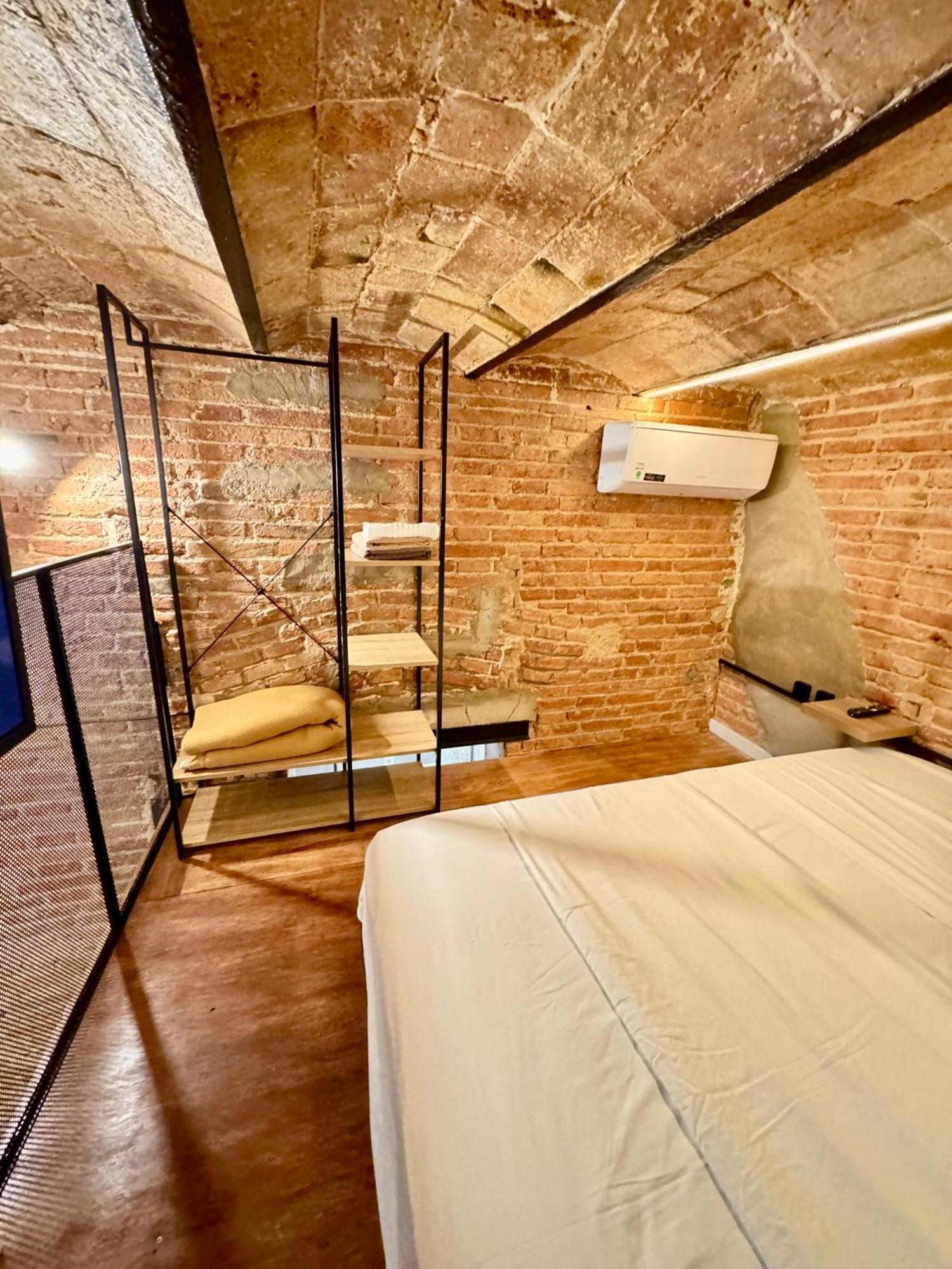 Apartamento Estudio Nuevo! Al Lado Del Metro L1 L4 L5 Barcelona