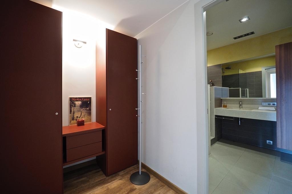 Apartment Gracia Terrace Design Barcelona