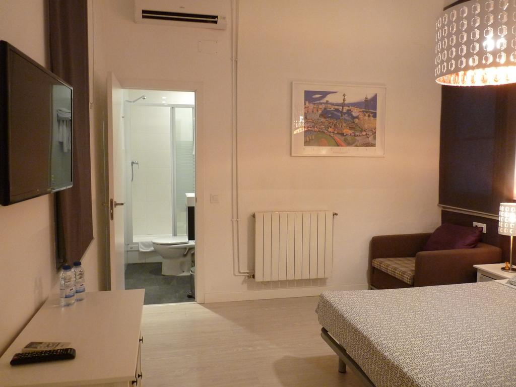 Tripledos Bed & Breakfast Bed & Breakfast Barcelona