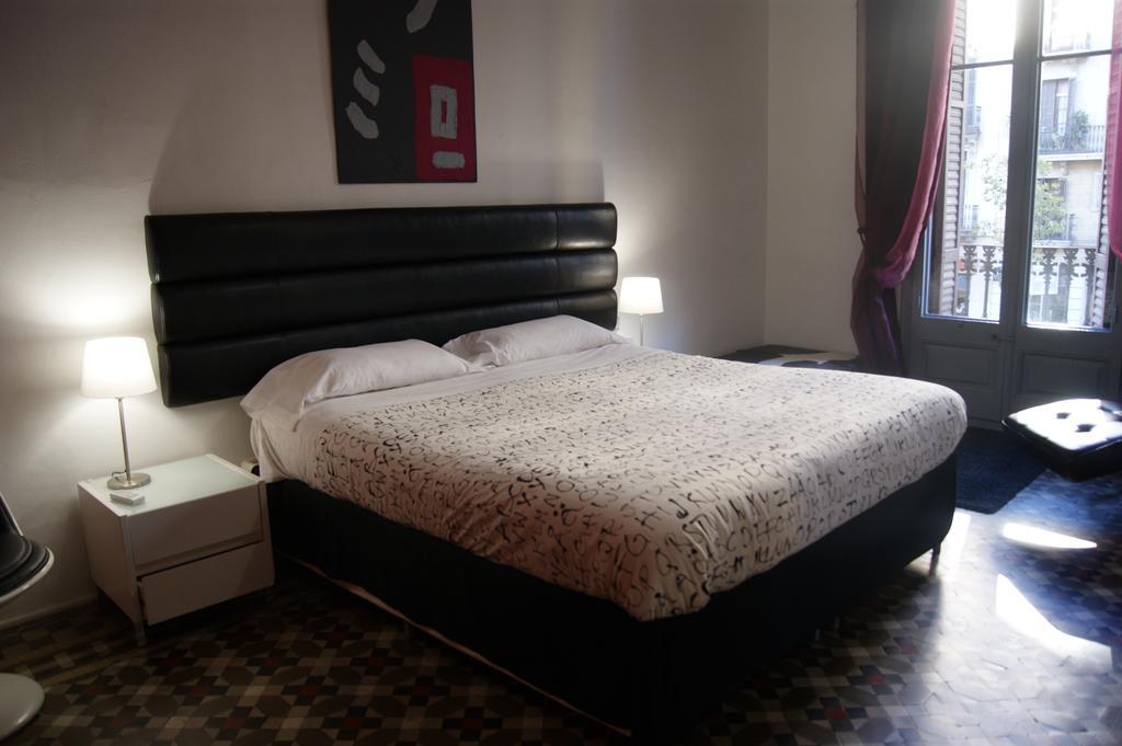 Tripledos Bed & Breakfast Bed & Breakfast Barcelona