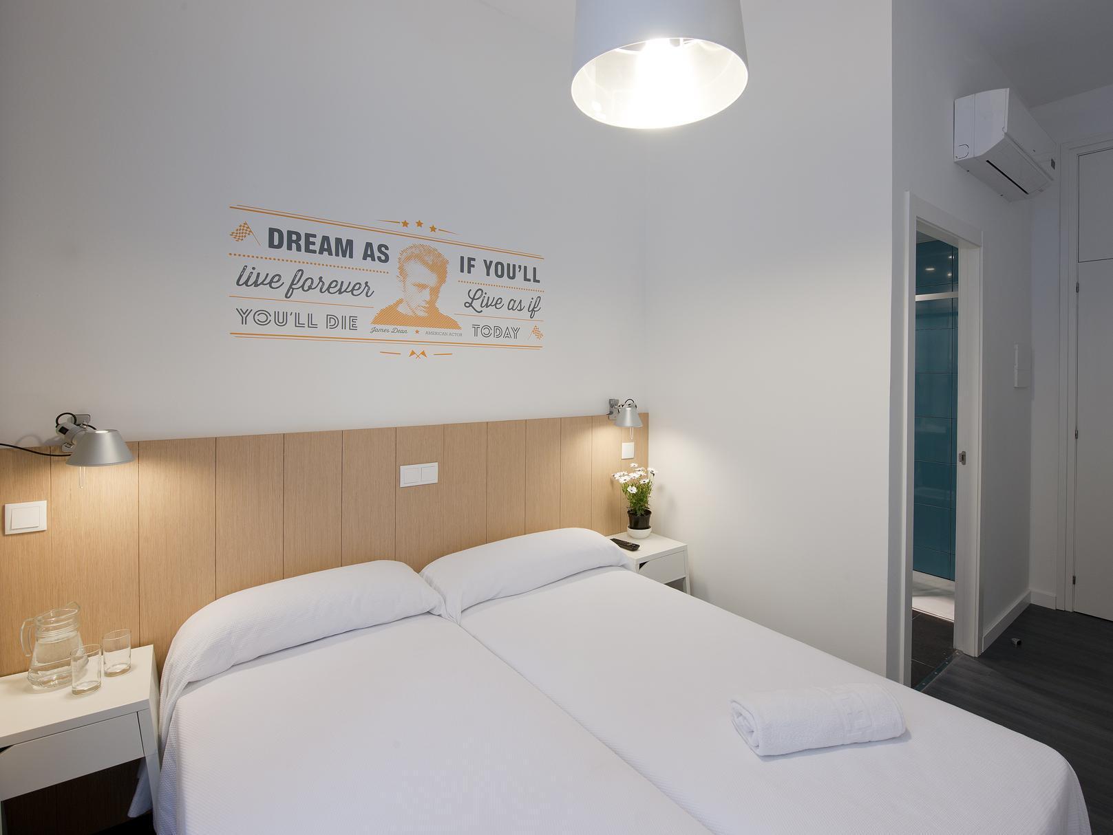 Guest house Bypillow Ramblas (adults Only) 2*