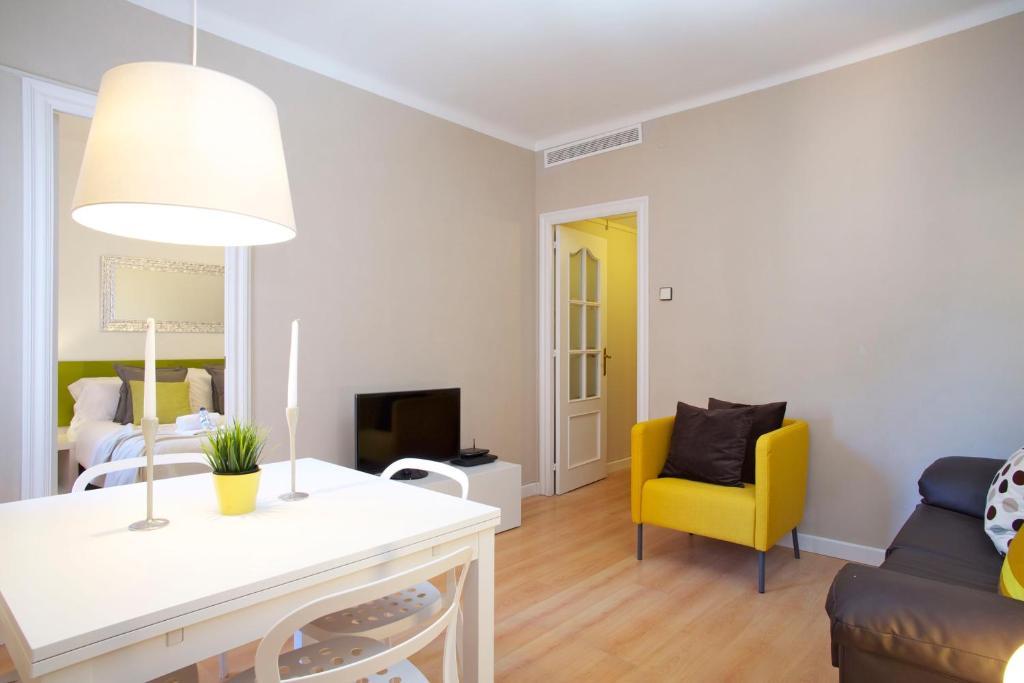 Apartment Barcelonaforrent Sagrada Penthouse Barcelona