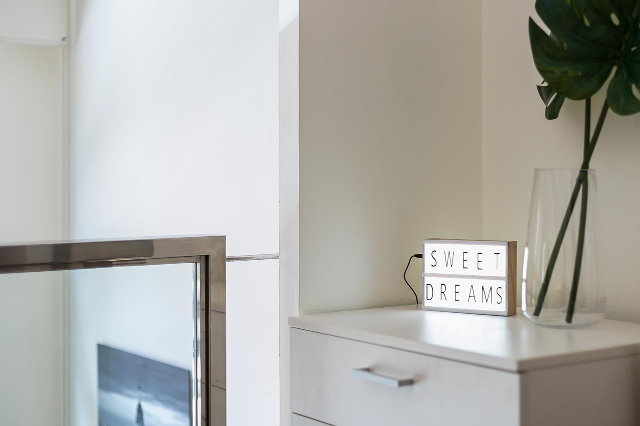 Modern And Trendy Duplex Next To Paseo De Gracia *