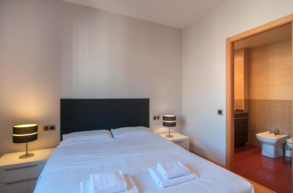 Tamarit Apartment Barcelona