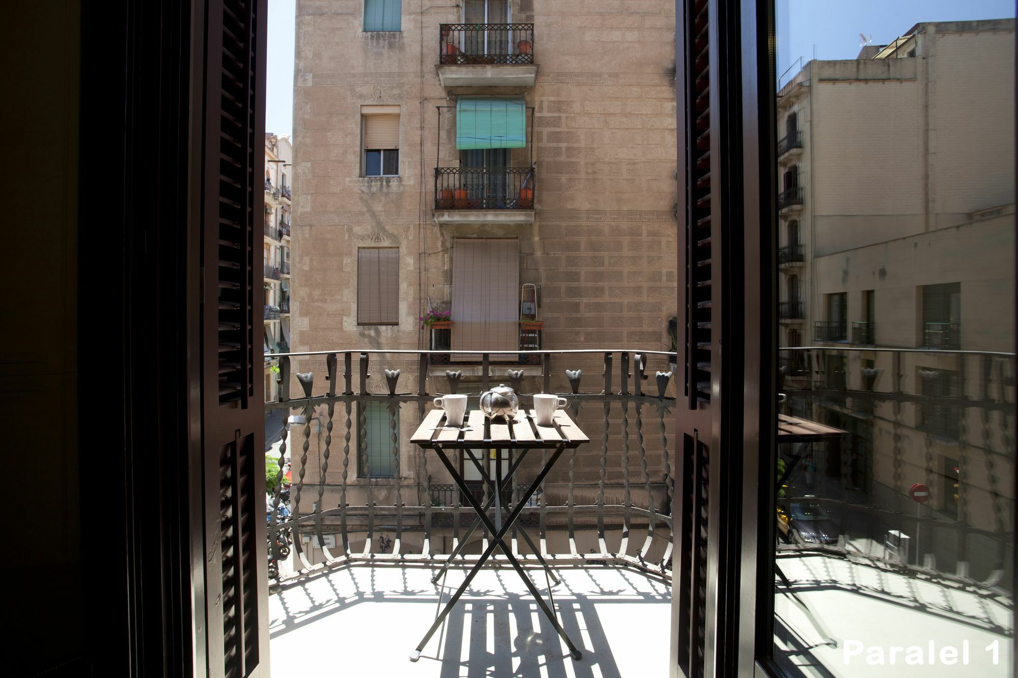 Espai Paralel Apartment *