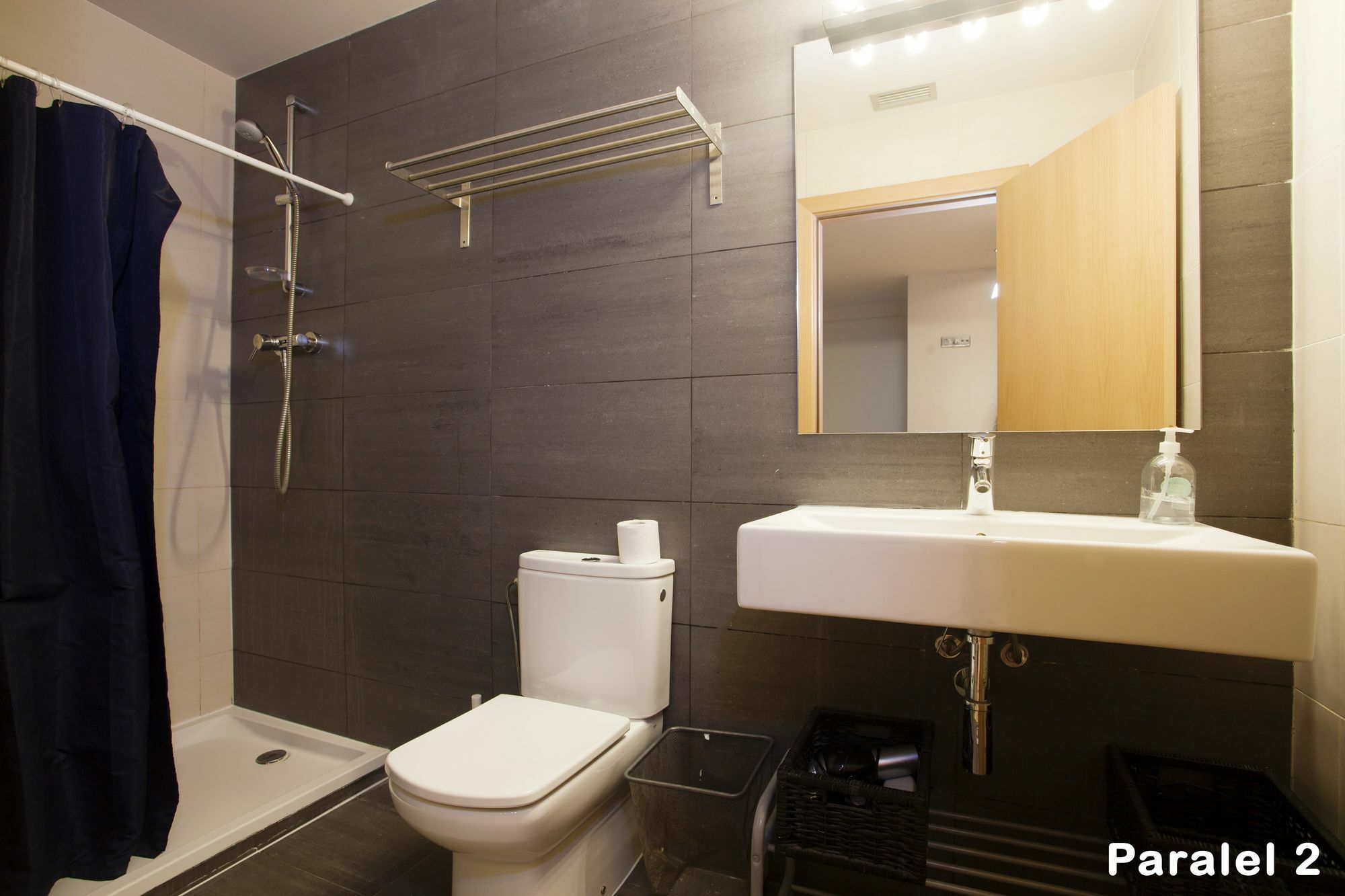 Espai Paralel Apartment Barcelona