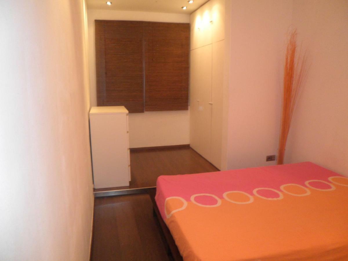 Bacrou Apartment, Design Loft Near The Sea Apartment Barcelona