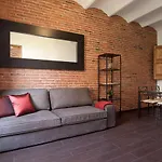Family Apartment Near Sagrada Familia