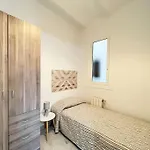 Apartamento Muy Luminoso Frente A Parque Joan Miro