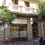Ferienwohnung Fuer 3 Personen Ca 40 Qm In Barcelona-Gracia, Costa Brava Costa Del Maresme