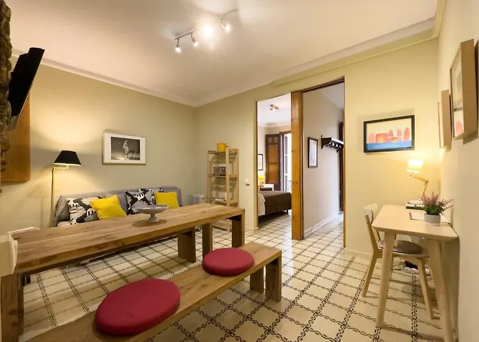 Ferienwohnung Fuer 3 Personen Ca 65 Qm In Barcelona-Gracia, Costa Brava Costa Del Maresme