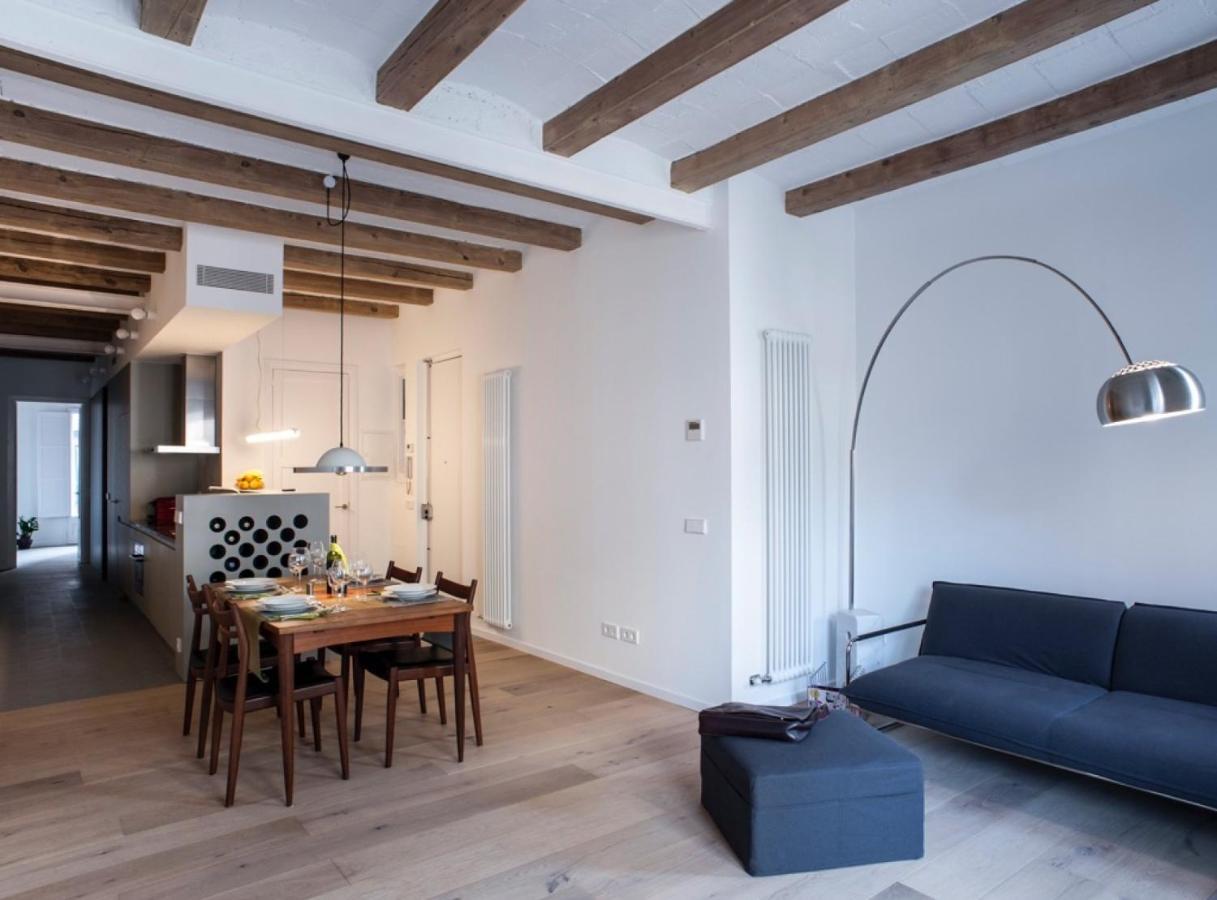 Flat San Antoni Villaroel/apartment Apartment *