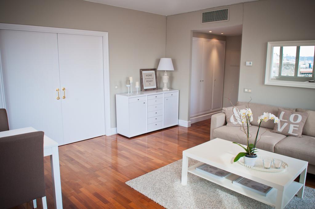 Atico Paseo De Gracia Apartment