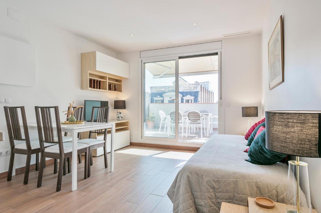 Romantic With Terrace Apartamento