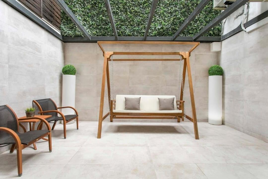 Amazing 3 Bedroom With Indoor Pool Barcelona