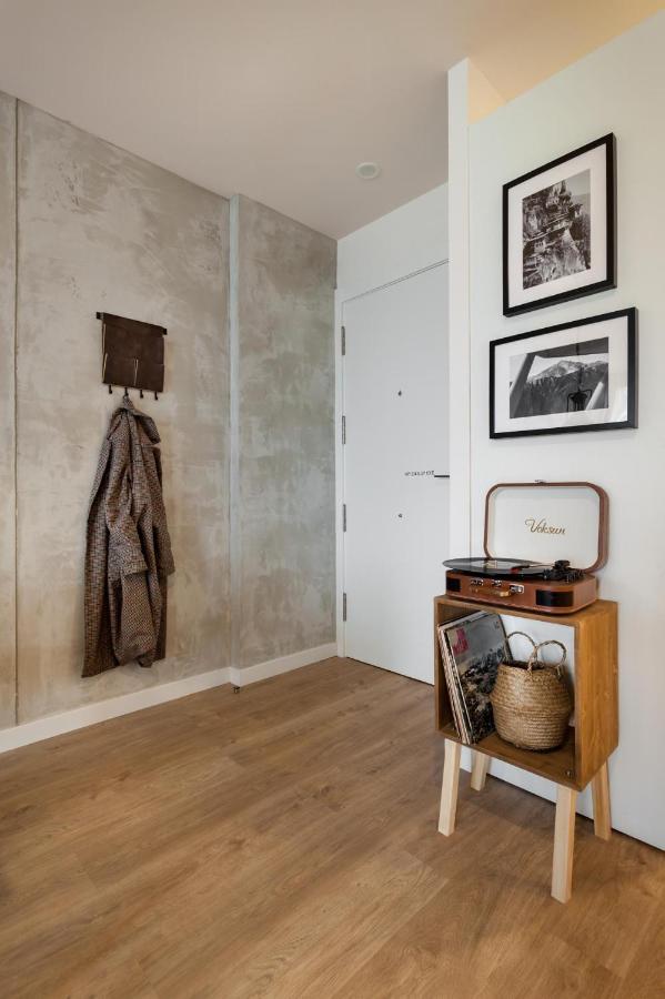 Nevis - Modern Two Bedroom In Sagrada Familia Apartment *