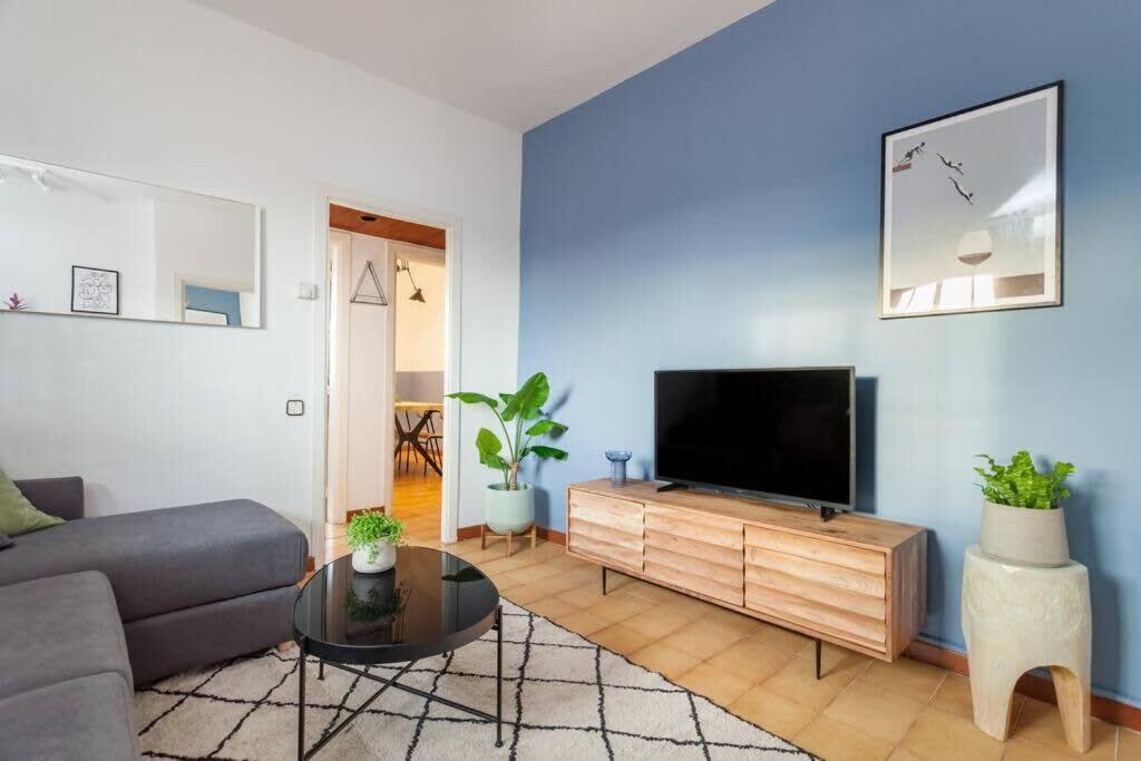 View Penthouse - 2 Bedroom Apartment Barcelona