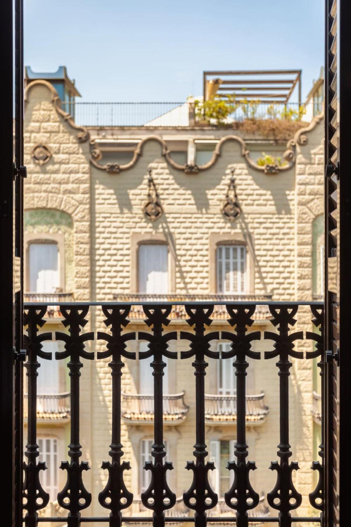 3-bedroom Penthouse With Terrace In Eixample Apartment *