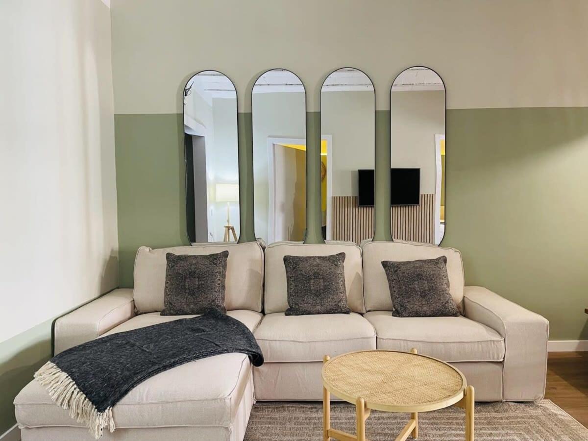 Apartamento Plaza Catalunya Recently Renovated 5bd-4bth