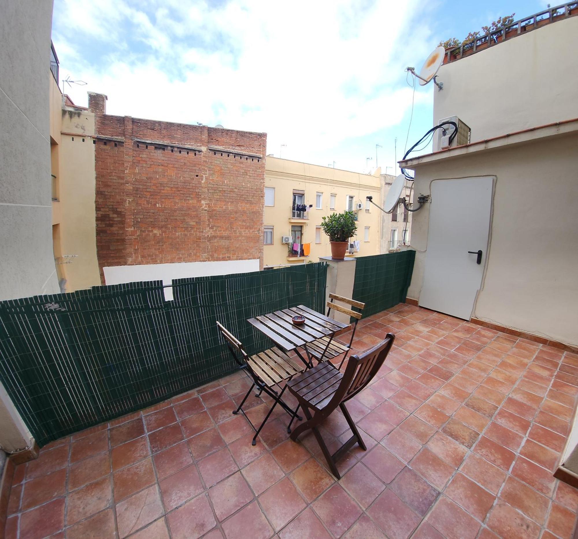 Apartment Near Ramblas - Only For Over 32 Days *