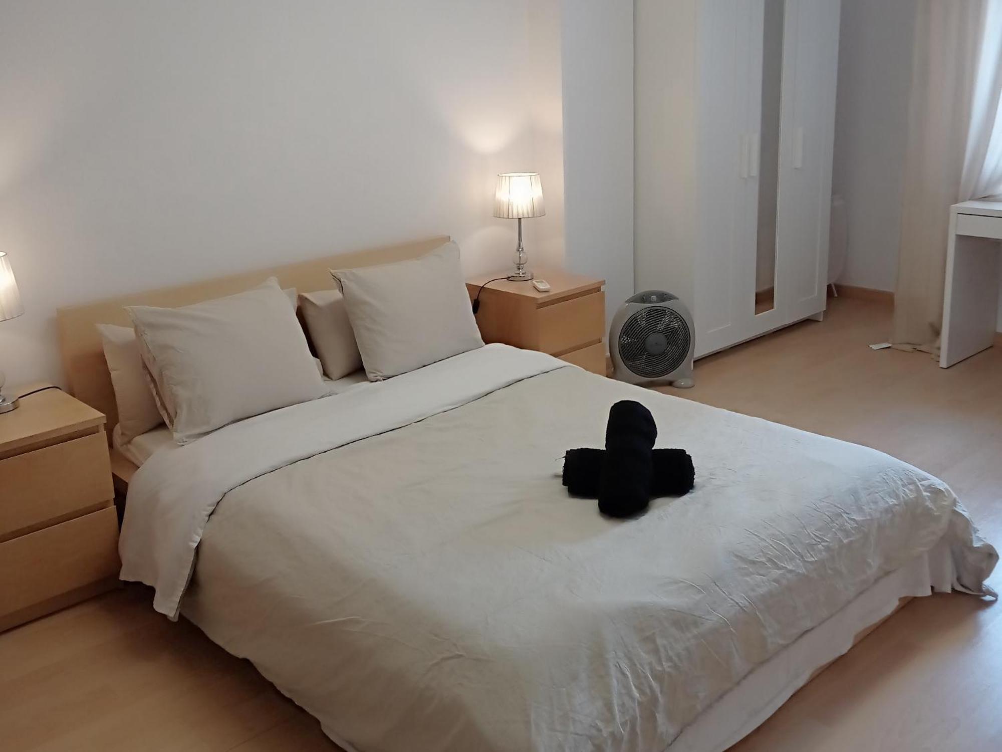 Gasthuis Bright Private Double Center Metro L-1 Urgell L-5 Hospital Clinic *