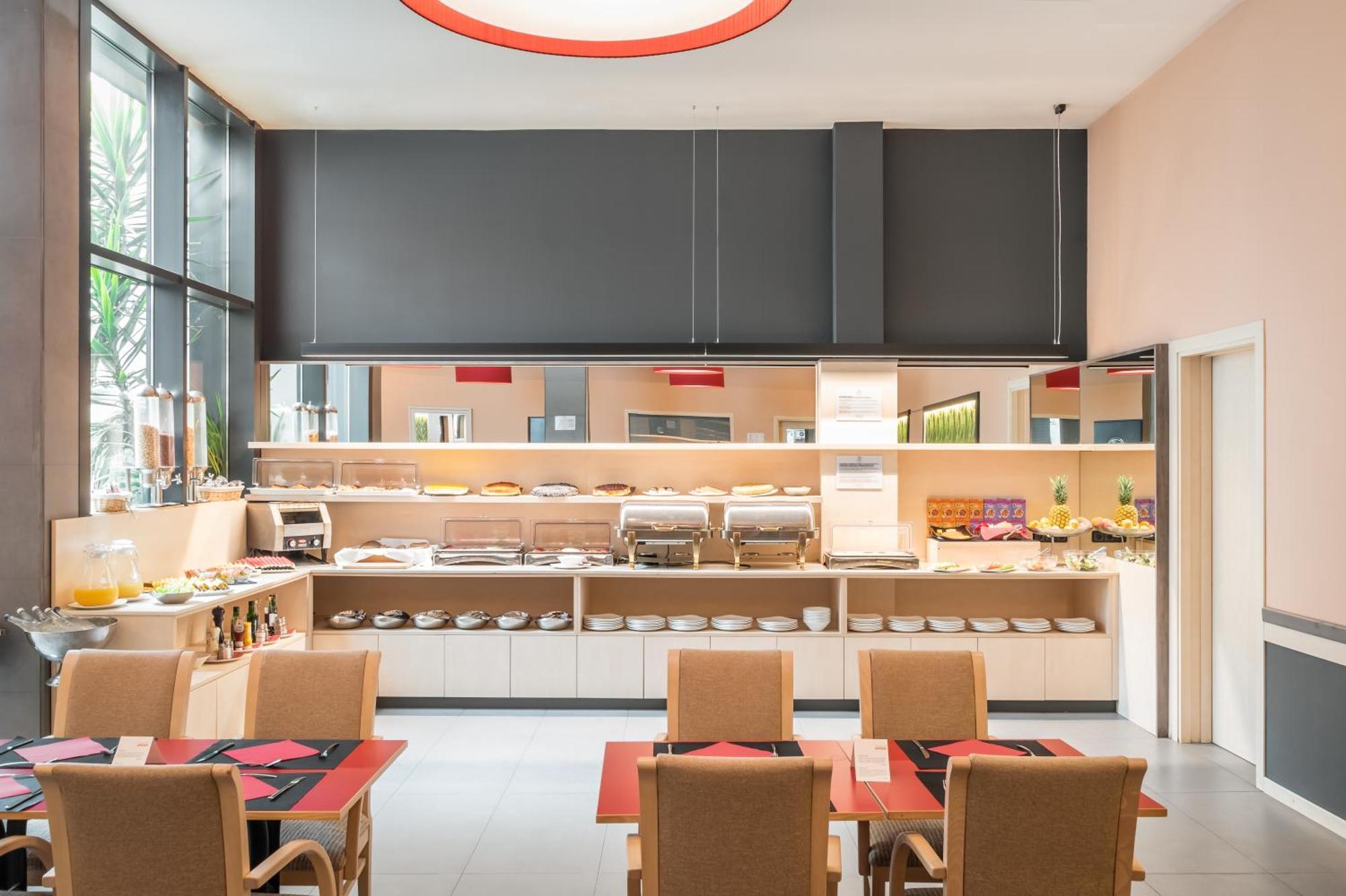 Hotel Petit Palace Trencadis Barcelona