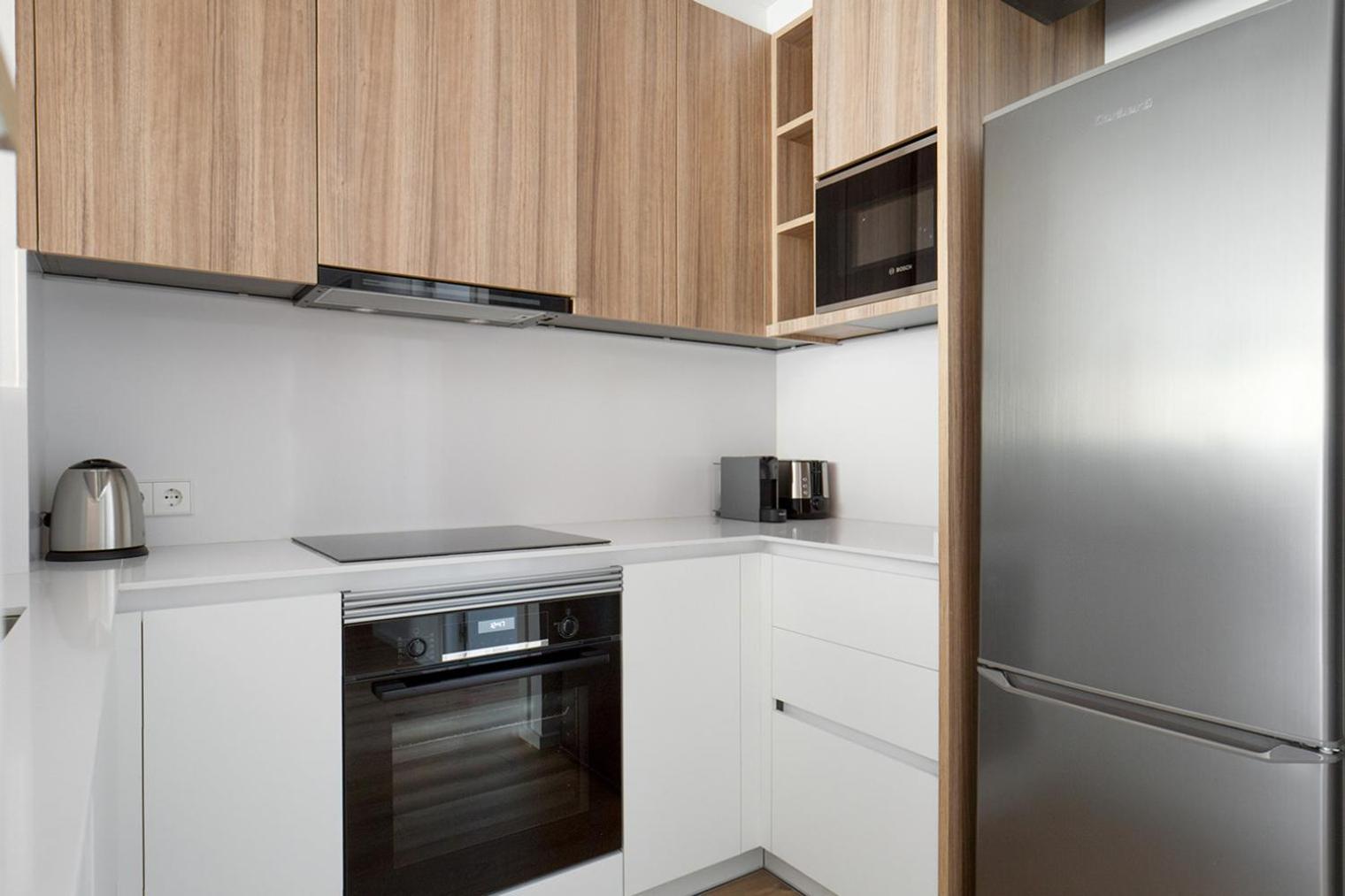 Blueground De Gracia Pool Roof Bcn-56 Appartement *