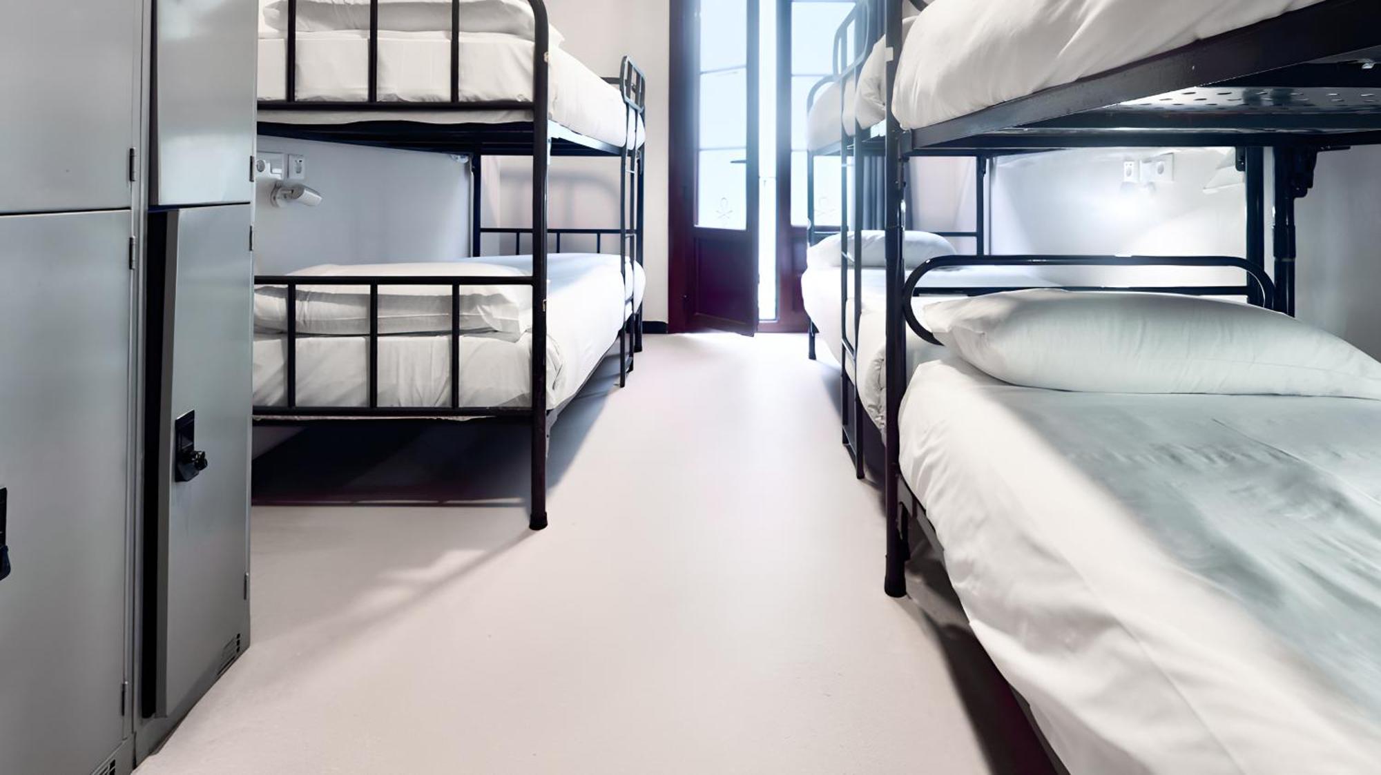 Ideal Youth Hostel *