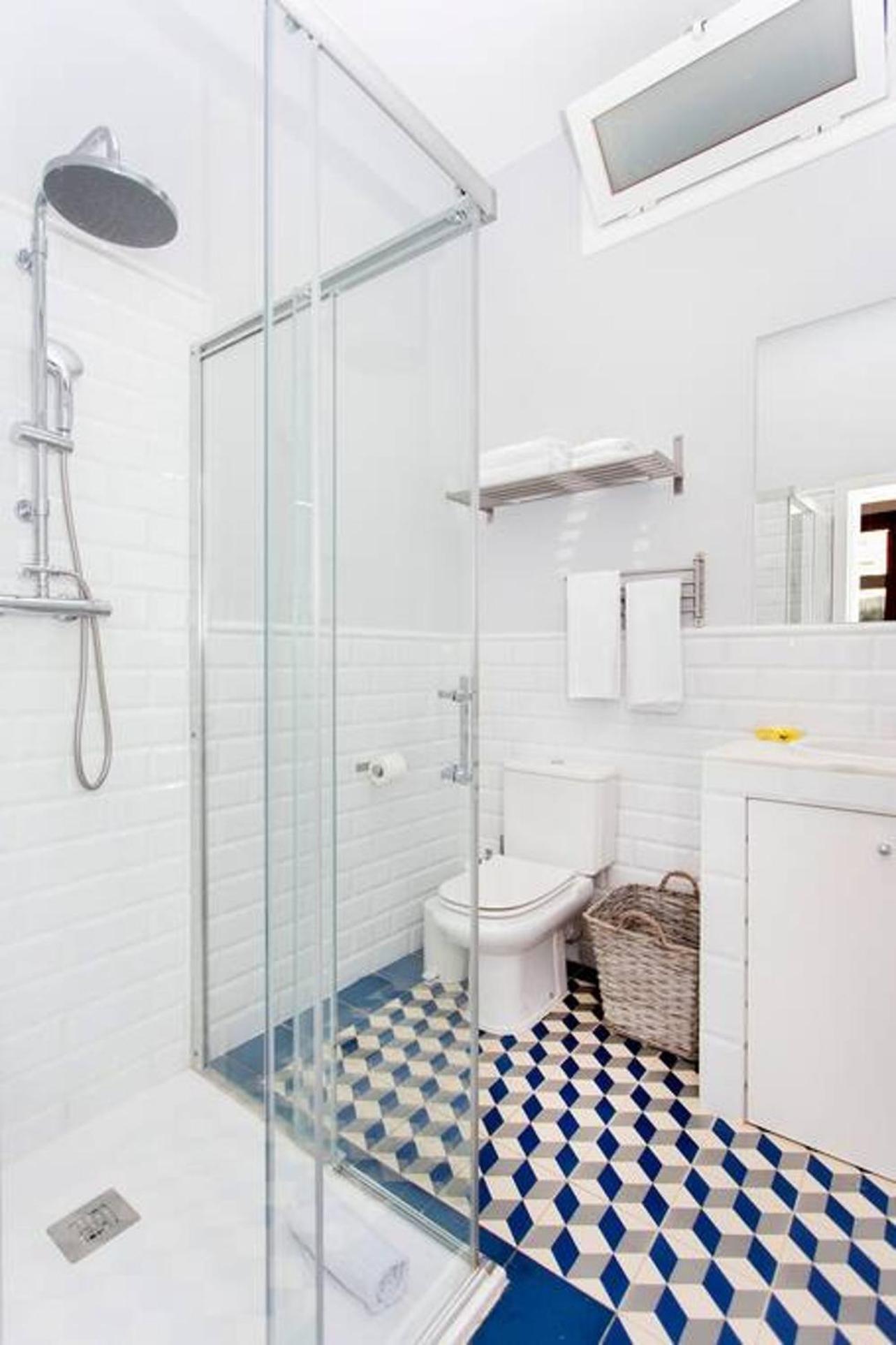 Luxury 4bdr In Gracia Apartment *
