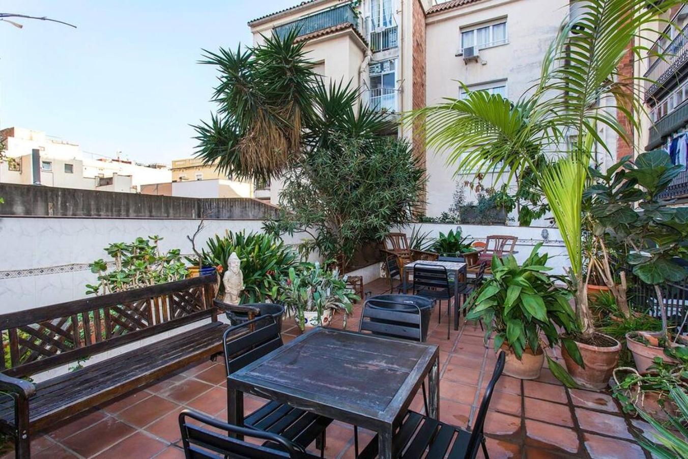 Luxury 4bdr In Gracia Apartment *